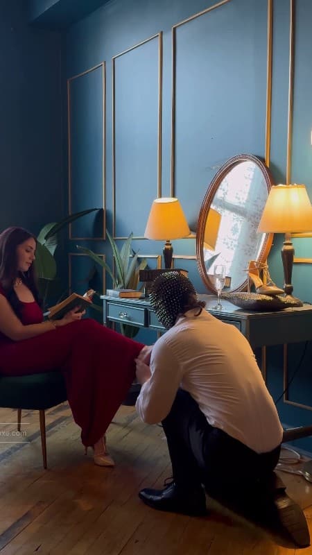 Lexi Luxxe - Silent Commands - Afternoon Reading with My Human Footstool 1