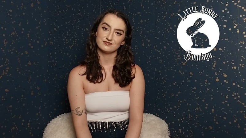 LittleBunnyB - Stepsis Catches You Looking Sad and Offers to Cheer You Up 1