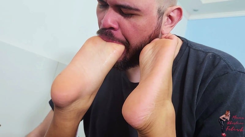 Manu Albertine Feet - Foot worship halloween by Vick Menage and Slave 4