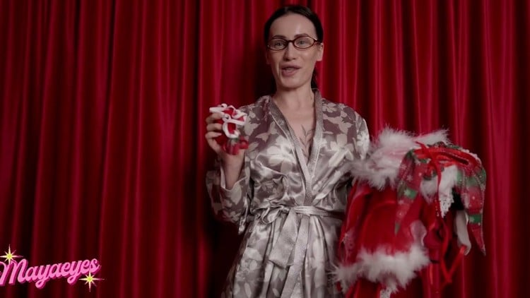 Mayaeyes - Christmas Uniforms 1