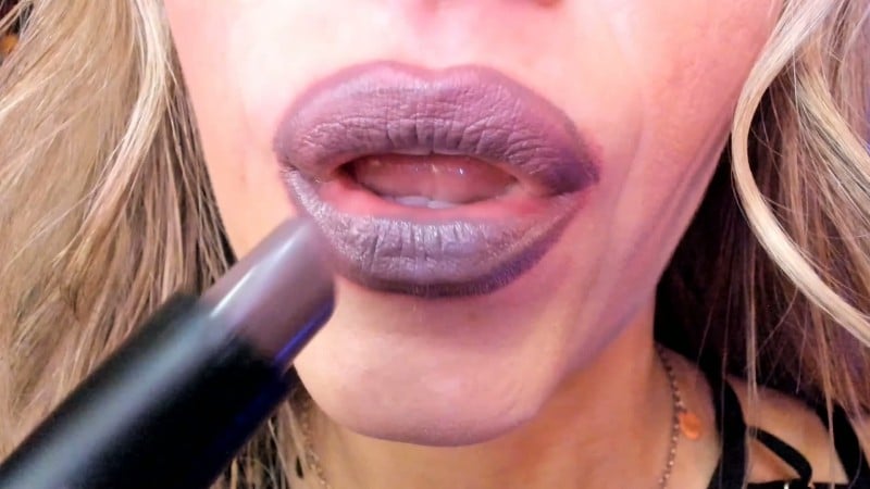 Petite Mercy - Manic Mauve Lipstick Lip Licking 4