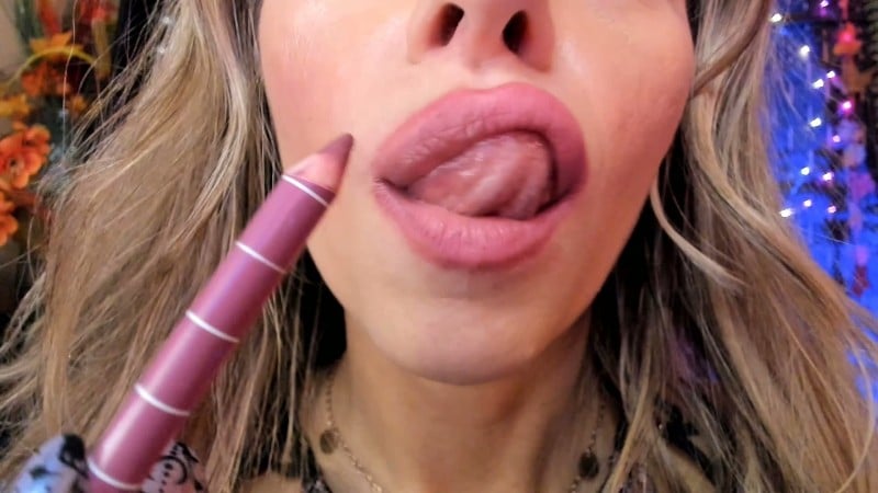 Petite Mercy - Manic Mauve Lipstick Lip Licking 18