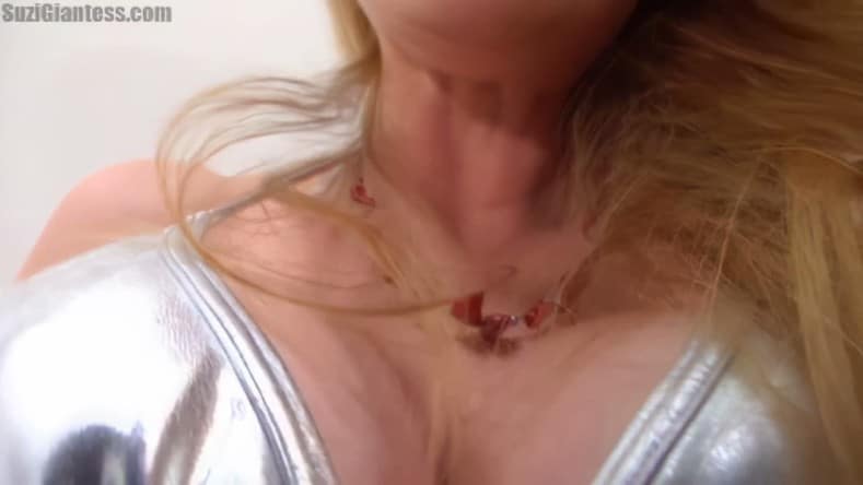 Size Fetish Zone - Cleavagezone 507 Suzi 4