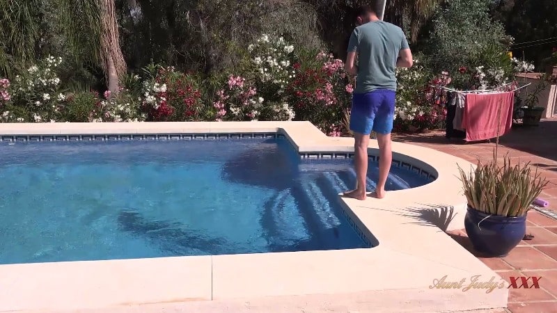 AuntJudysXXX 26/02/13 Maggie FullHD 2