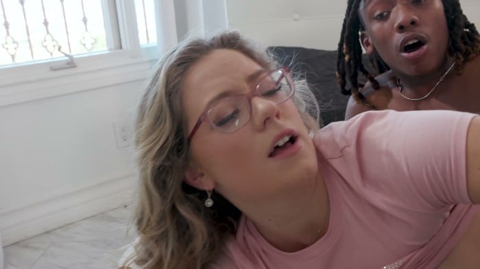 [DevilsFilm] River Lynn & Mighty Dee - Under The Blanky Hanky Panky [2160p] 12-02-2026 5