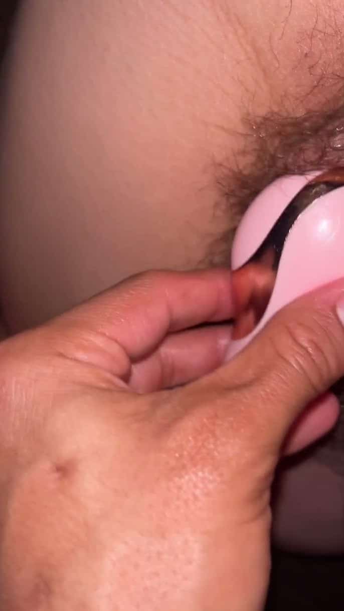 Eating Ass From Behind - Amateur Pregnant Milf 2