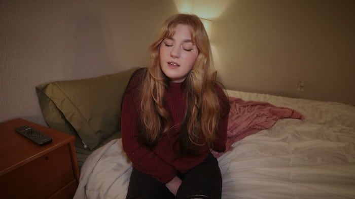 [ManyVids] Jaybbgirl - Step-Daddy's Favorite Good Girl 1