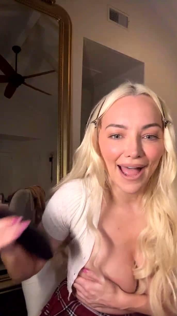 [Onlyfans] Lindsey Pelas - Livestream (2026-06-02) [720x1280] 2