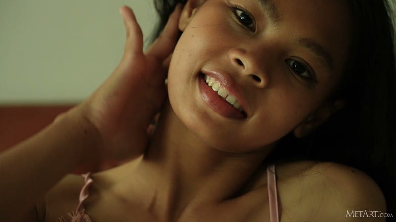 MetArt 26/02/17 Po Pink Mood 2 4k 4