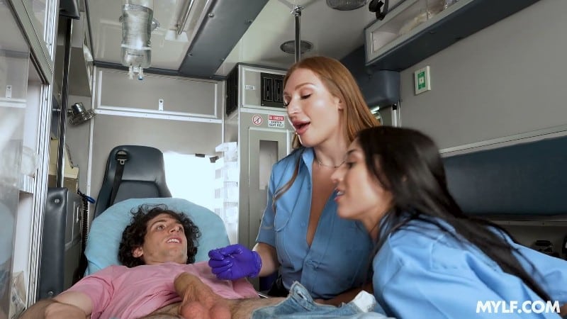 MylfSingles 26/02/08 Skylar Snow And Alexa Chains FullHD 17