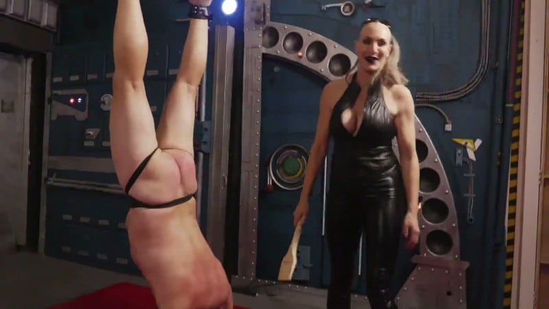 Amazon Goddess Severa - Upside Down Punishment 2