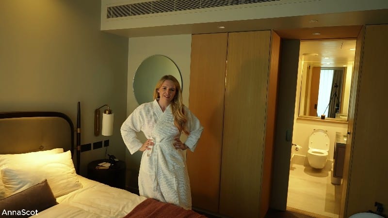 Anna Scot - Locked In on stepMom 1