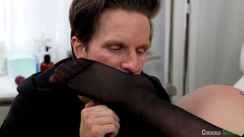 CuckoldSessions - McKenzie Mae - McKenzie Needs The Doctor s Dick - 03 21 26 3