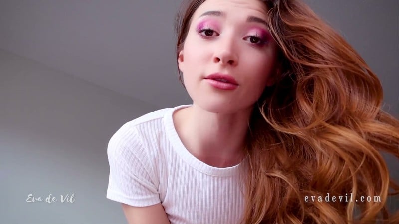 Eva de Vil - Upskirt ass worship 5