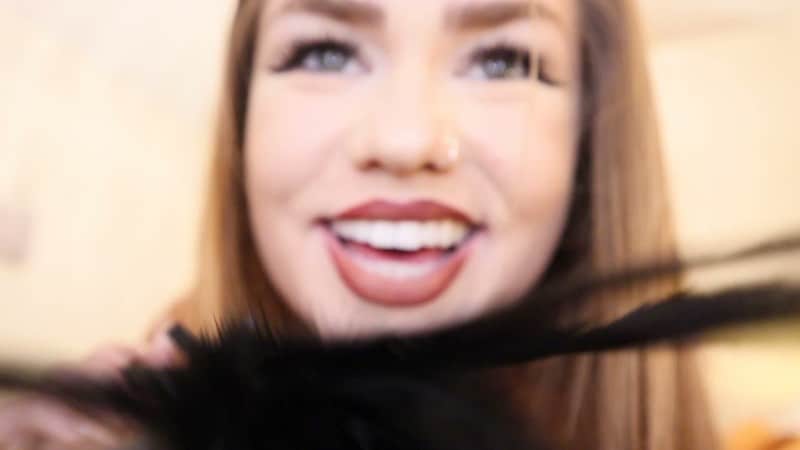 Goddess Roxy - Tickle Temptations Feather Fun 4