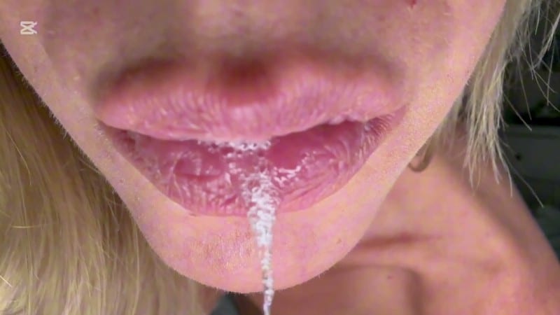 JodisLips - Mum likes to keep you locked up for herself 5