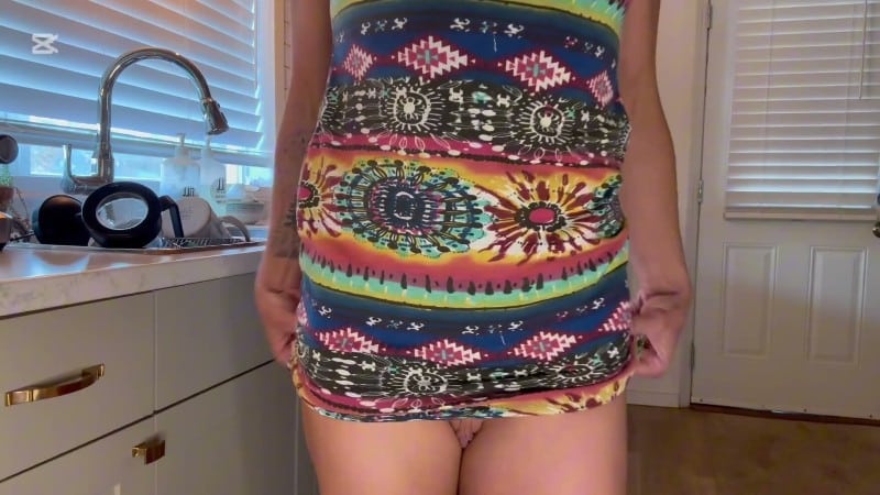 JodisLips - Mum likes to keep you locked up for herself 1