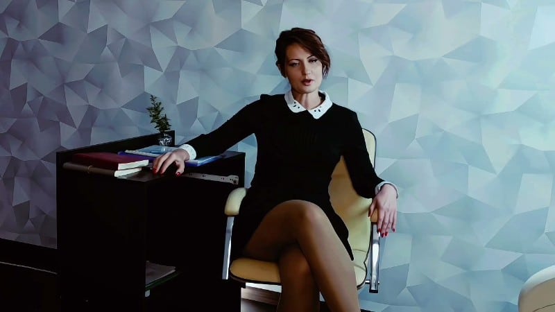 JuliaCrown - From Man to Doll Clinical Transformation 2