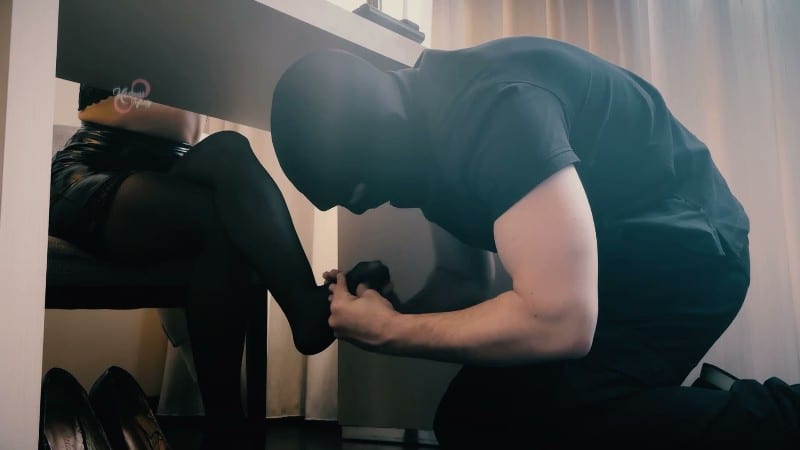 Kingdom Of Infinity - Miss Infinity - Goddess Boss Uses Her Secretary For Her Pleasure 2