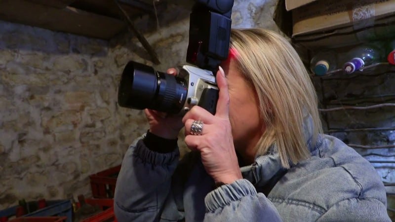 Lola Photographe De Charme FRENCH FullHD WEBRip MP4-COCKiNE 2