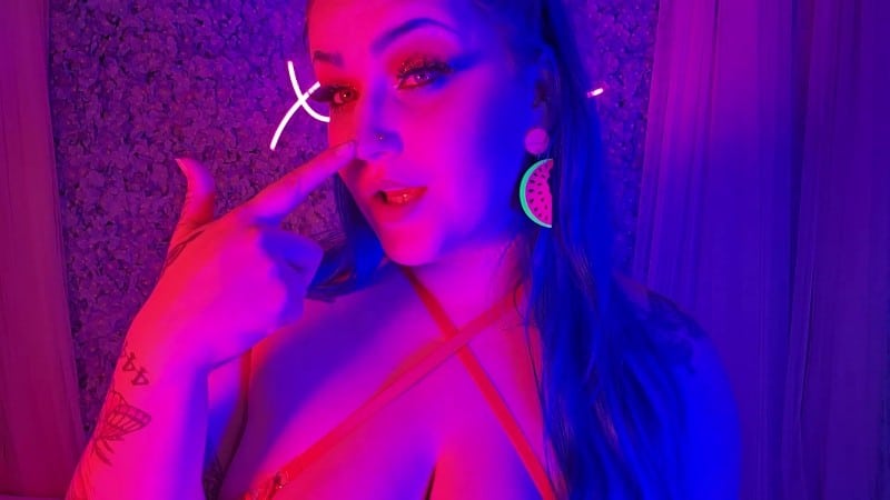 Luna Allora - Pussy Free Fruit Fucker 15