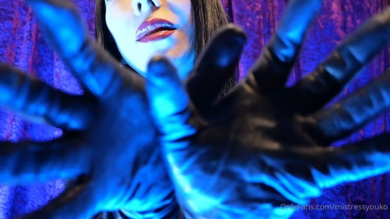 Mistress Youko - Suffer In My Leather Gloved Hands 5