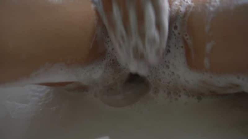 TheAlexaCreed - Cumming Covered in Foam 4