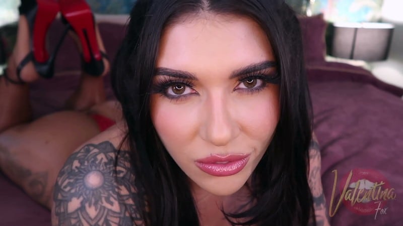 Valentina Fox - Inescapable 3