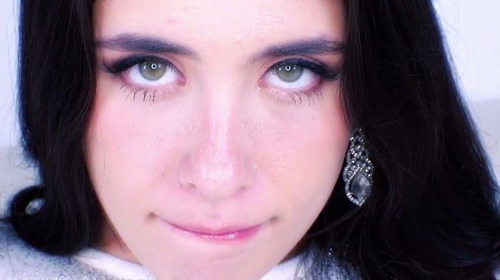 [AmateurAllure] Daisy Phoenix - Amateur Allure Introduces Daisy Phoenix, Sexy Brunette Opens Wide And Takes It Deep (2024.12.27) [1080p] 2