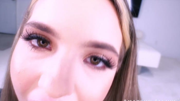 [AmateurAllure] Amateur Allure Welcomes Lucky Anne, An Adorable Waitress That Loves The Control Oral Sex Gives Her (2024.05.31) [1080p] 3