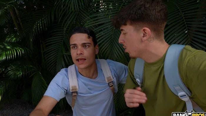 [Bangbros] Selina Garcia - Selina Garcia Seduces Two Neighbors To A Threesome 2026 [1080p] [av1] 9