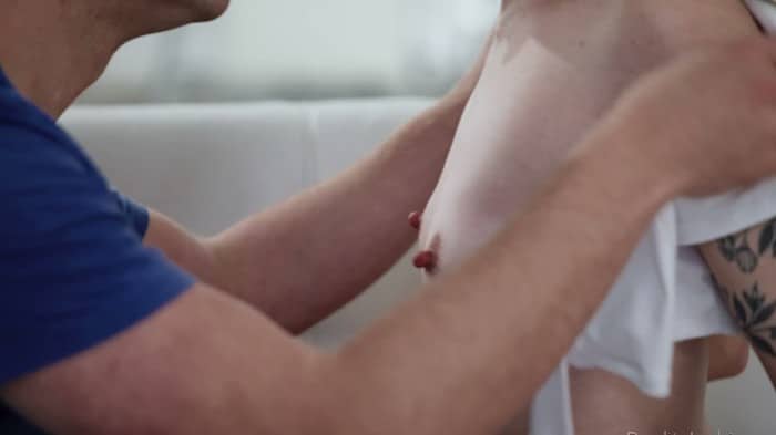 [RealityJunkies] Tess Thompson - Deep Family Bonds (26 03 13) [1080p] 1