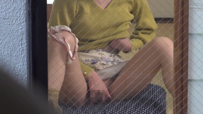 [DVMM-353] Caught Peeking On Stepmom's Silhouette Sex Through Shoji Daily... Dad On Trip, She Takes Virgin Me To Bedroom For Multiple Creampies - Secret In-Home Ntr With Rinne Mochizuki 4