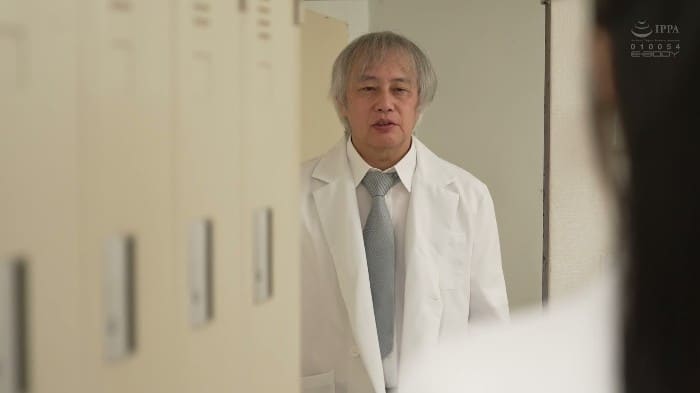 [EBWH-319] - Pure White, Busty Pharmacy Student Is Given A Feel-Good Drug By An Old Professor While Researching A New Drug... And Is Stained By A Seasoned Old Penis. [1080p] 2