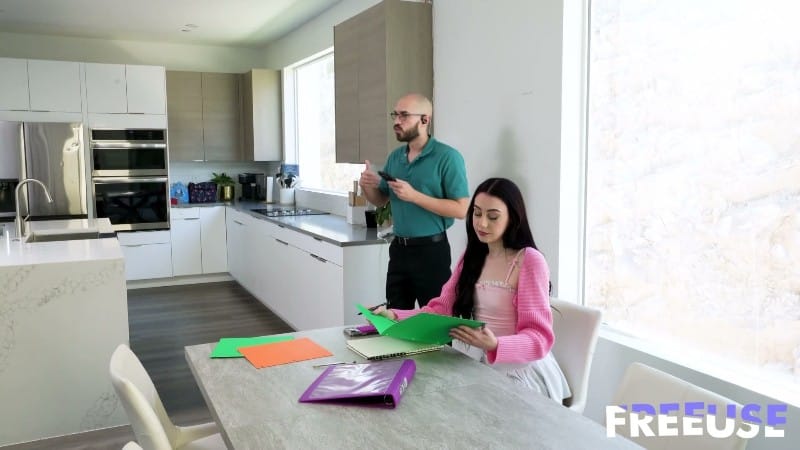 [FreeUseFantasy | TeamSkeet] 26/03/18 Dolly Paige FullHD 1