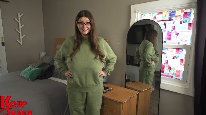 [ManyVids] Kcupqueen My House My Rules 4k 1