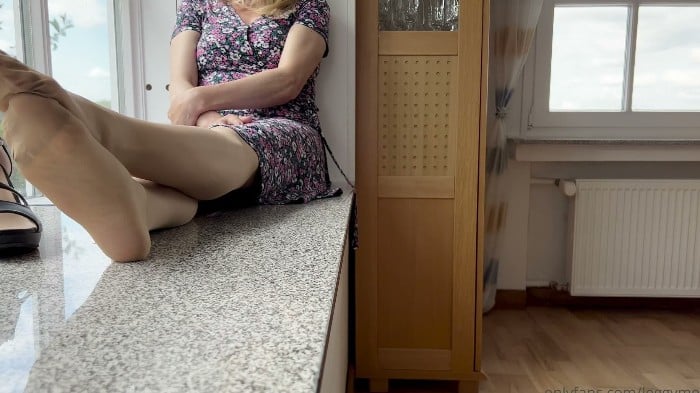 Leggymella Onlyfans! (up To February 21st, 2026) 1