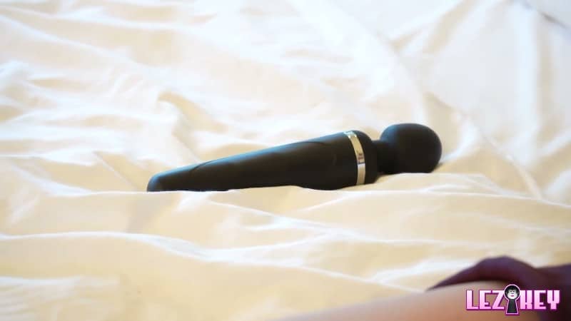 LezKey 26/03/12 Finger Fuck Frenzy Girls Who Cum Alone FullHD 4