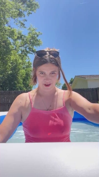 maggierosexo - POVJOI embarrassing you in the pool 4