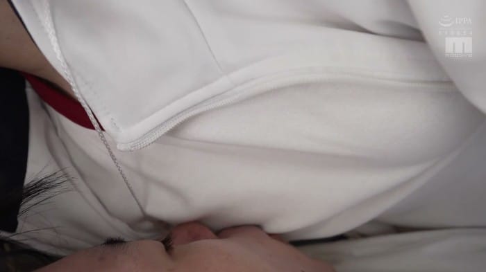 [MIDA-00518] Cold To Everyone Else But Jerks Me Off Only: No-Bra Perky Nipples Instant Handjob Goddess Manager's 20-Load Promise - Rena Miyashita 4