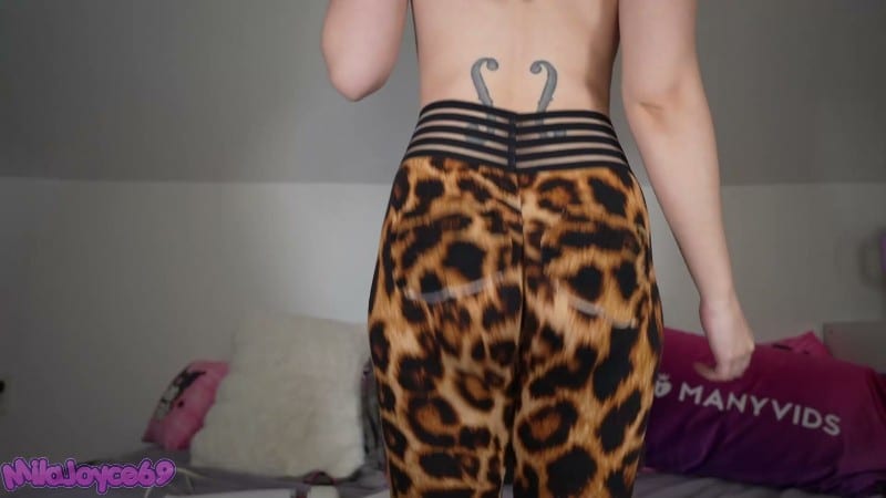 milajoyce69 - Ass Clap Striptease and Begging for Cum 1