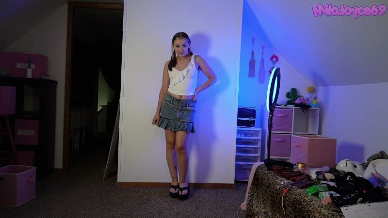 milajoyce69 - Beta Loser Bikini Striptease 2