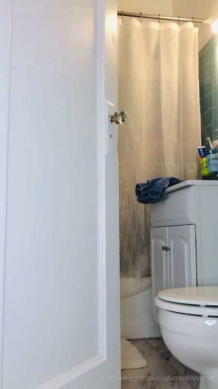 mistressmystique - Shower Sex Cuckolding 3