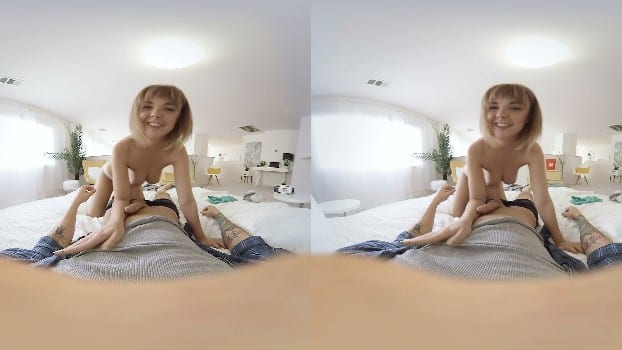 [VR Bangers] Dillion Harper & Bridgette B - Motherly Love (2017-02-21) [2160p] 2