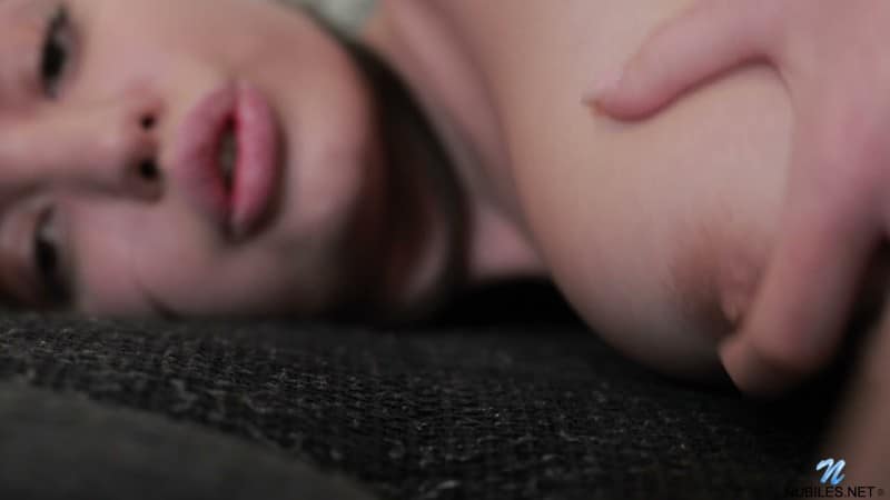 Nubiles 26/03/09 Anna Bellastar Flirtatious Lounge FullHD 4