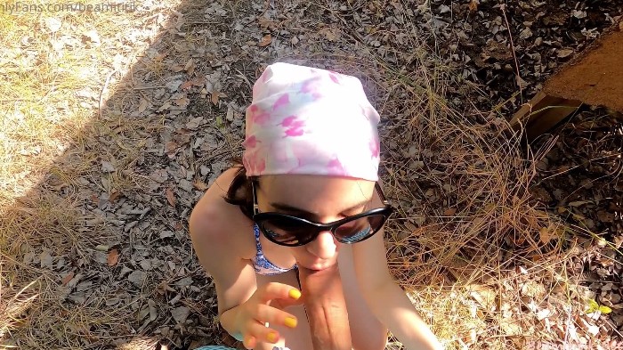 [OnlyFans] Beamititik Beth - Would Youe For A Swim With Me 1