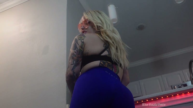 Natalia Vouise - Sniff My Sweaty Ass 9